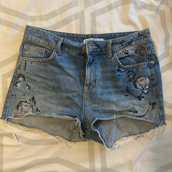 Denim shorts - Picture 1 of 4